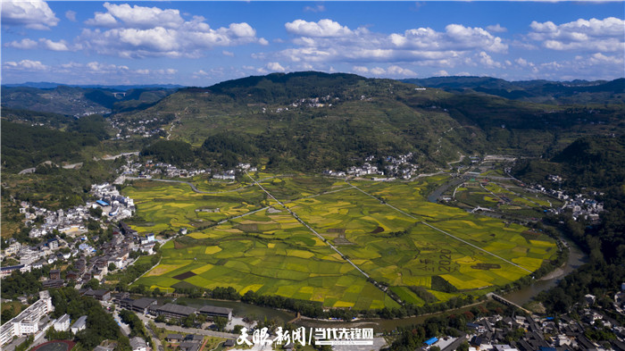 开阳县禾丰乡马头村(尚宇杰 摄)